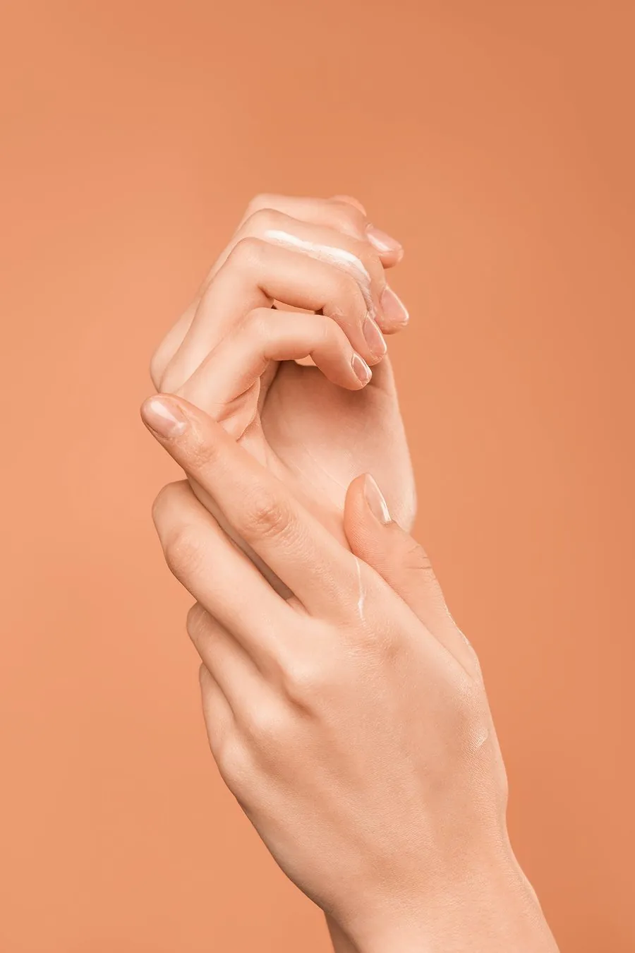 Cuidado facial EKA, manos